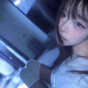 亚洲成av人在线观看
